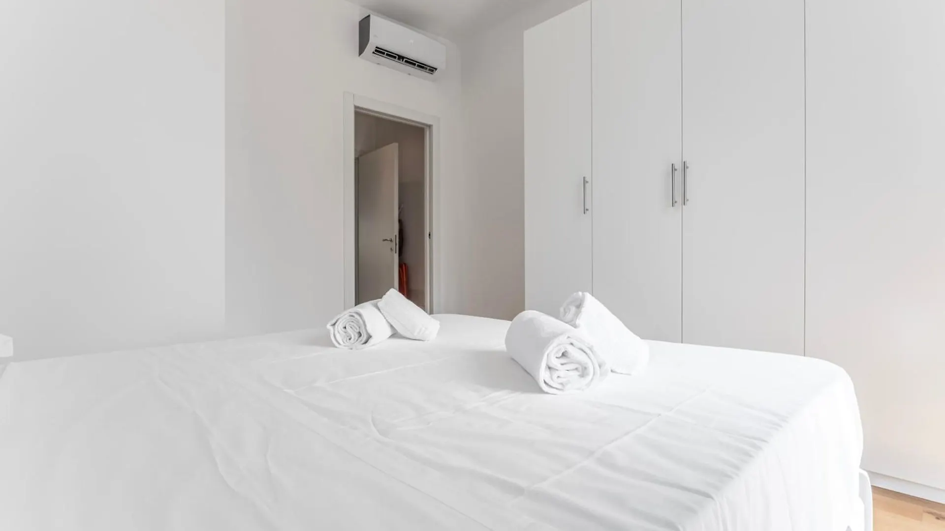 Bright Apartment 700M From Dergano M3 米兰 意大利